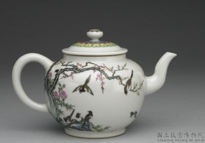 图片[2]-Teapot in fa-lang-ts’ai enamels with decoration of  “happy messages” symbols, Yung-cheng reign (1723-1735), Ch’ing dynasty-China Archive